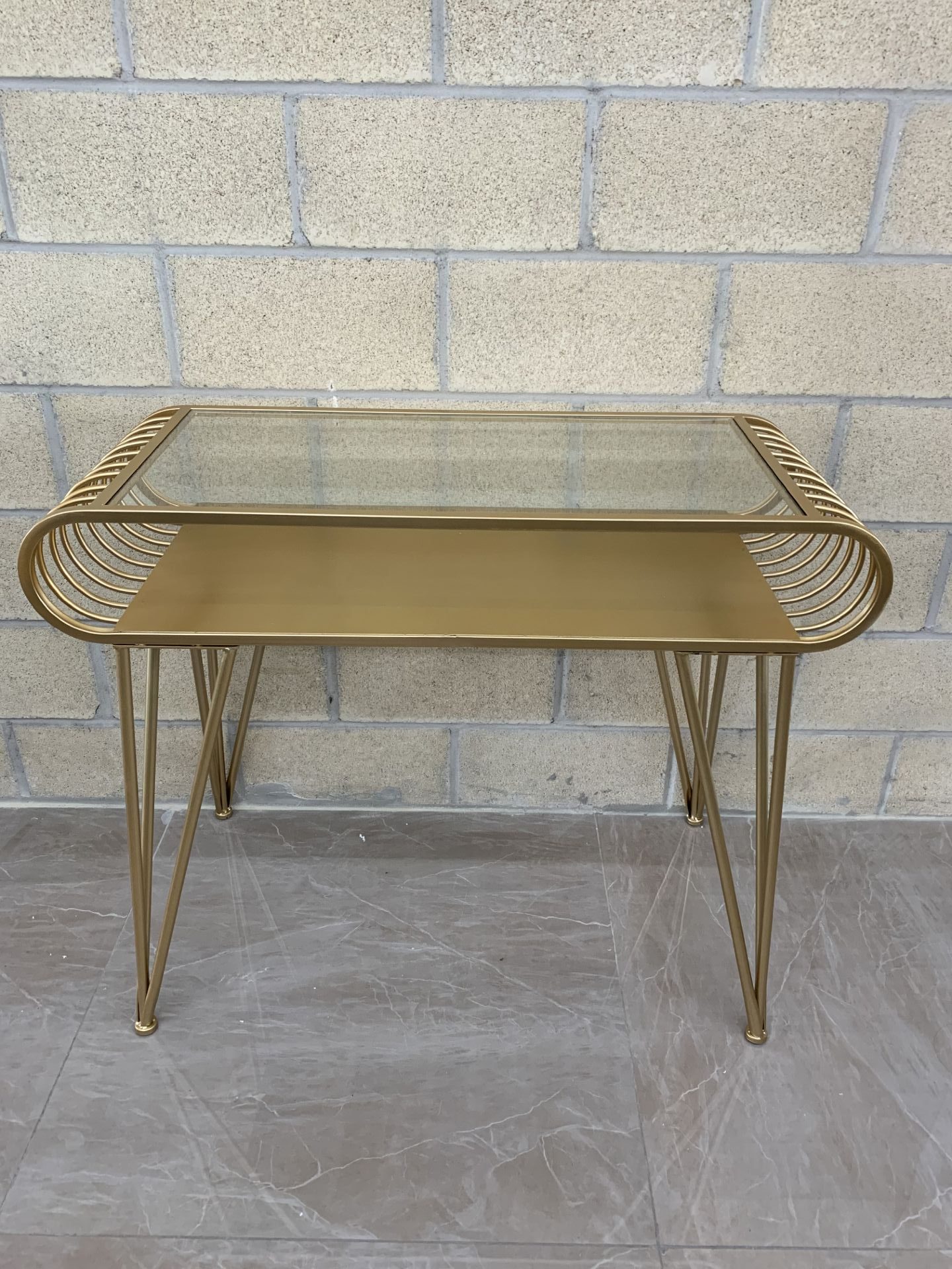 C9F7C7A38D17A3A93375C0C08DCF0339 mesa maricura una persona